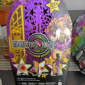 Monster High Skulltimate Secrets Clawdeen Wolf Doll - Purple and Gold